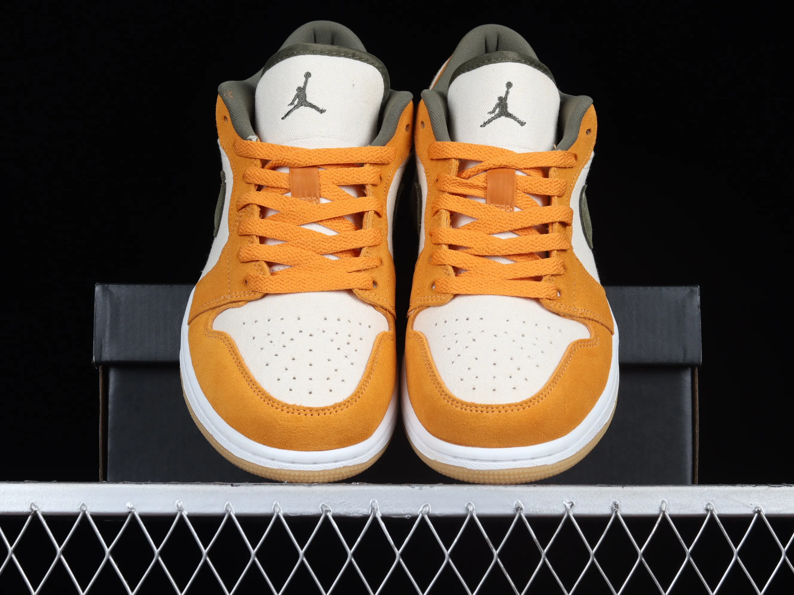 All categories Air Jordan Jordan series basketball shoes Air Jordan 1 Low G version pure original Air Jordan 1 Low "Light Curry" AJ1 Joe 1 Ugly Duckling low-top basketball shoes DH6931-102